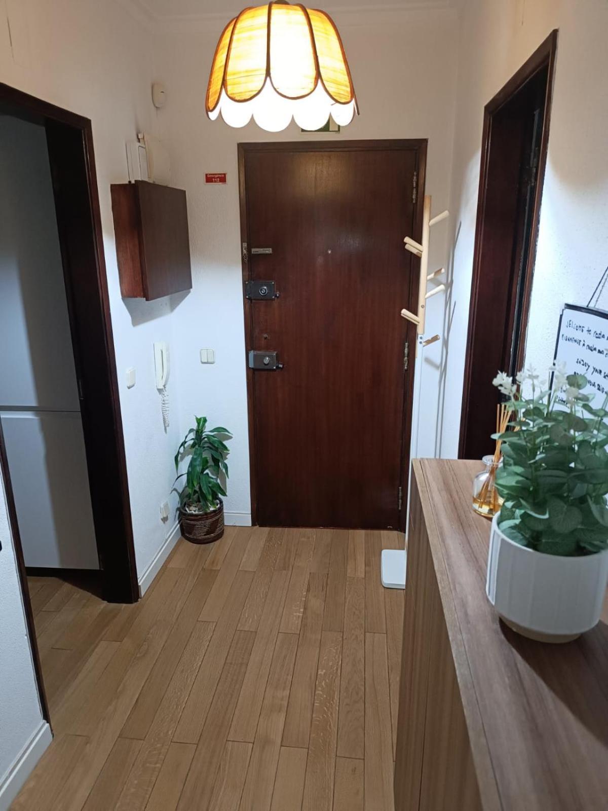 Caparica Apartment Near Beach Costa de Caparica Ngoại thất bức ảnh